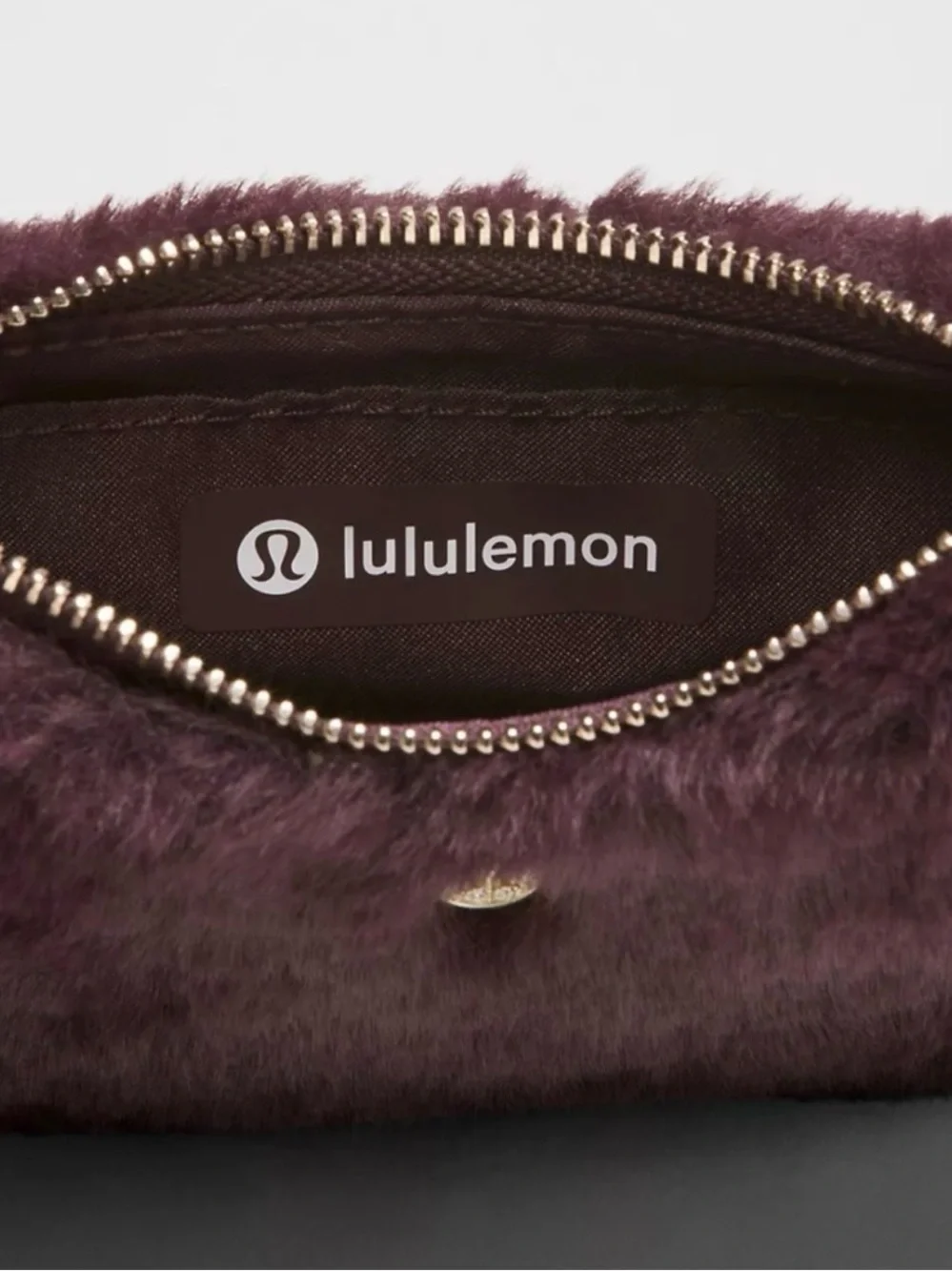 NWT Lululemon City Essentials Nano Shoulder Bag Plush Fleece